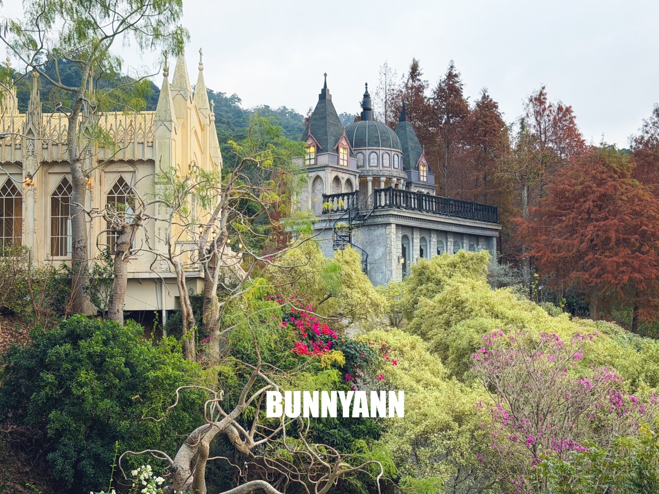 苗栗【愛麗絲的天空攝影基地】美拍繽紛糖果屋、城堡和日式街等豐富元素。