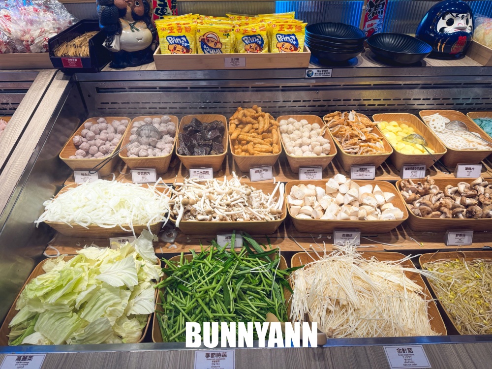 基隆市區【涮樂和牛鍋物】位於熱鬧街區的高CP值火鍋店 基隆市區【涮樂和牛鍋物】位於熱鬧街區的高CP值火鍋店