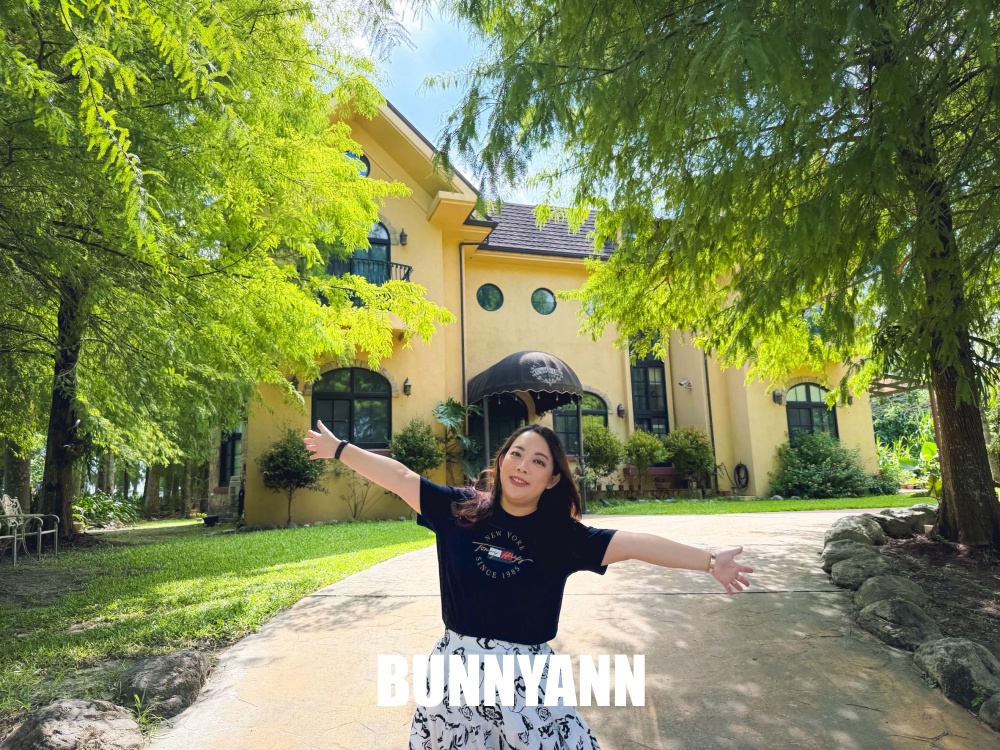 本來以為只是普通湖泊，沒想到蒂芬妮湖美得像仙境，連落雨松步道都意外好拍
