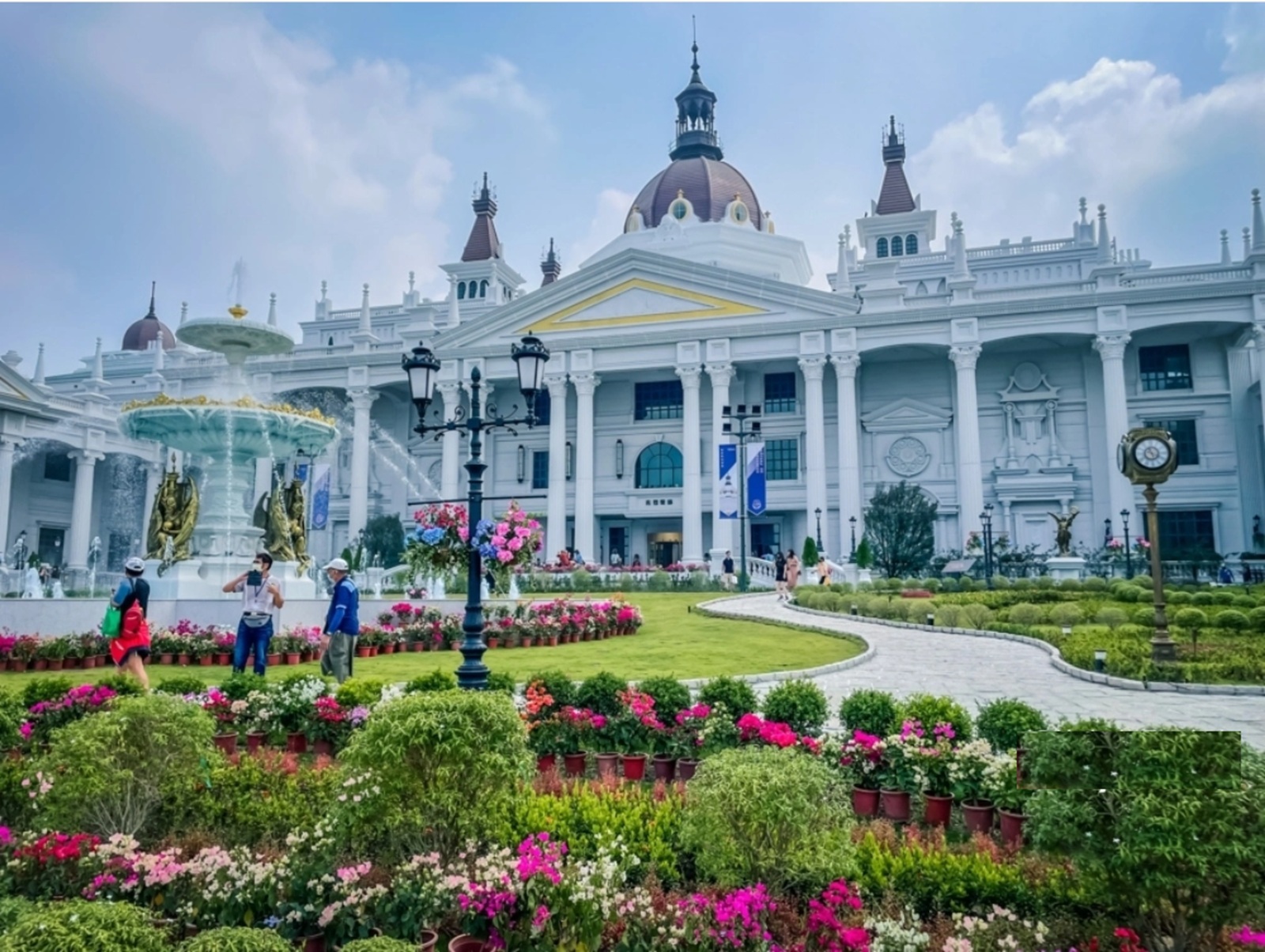 2026【佐登妮絲城堡】大林最美台版凡爾賽宮，落羽松、親子室、池畔造景都好拍