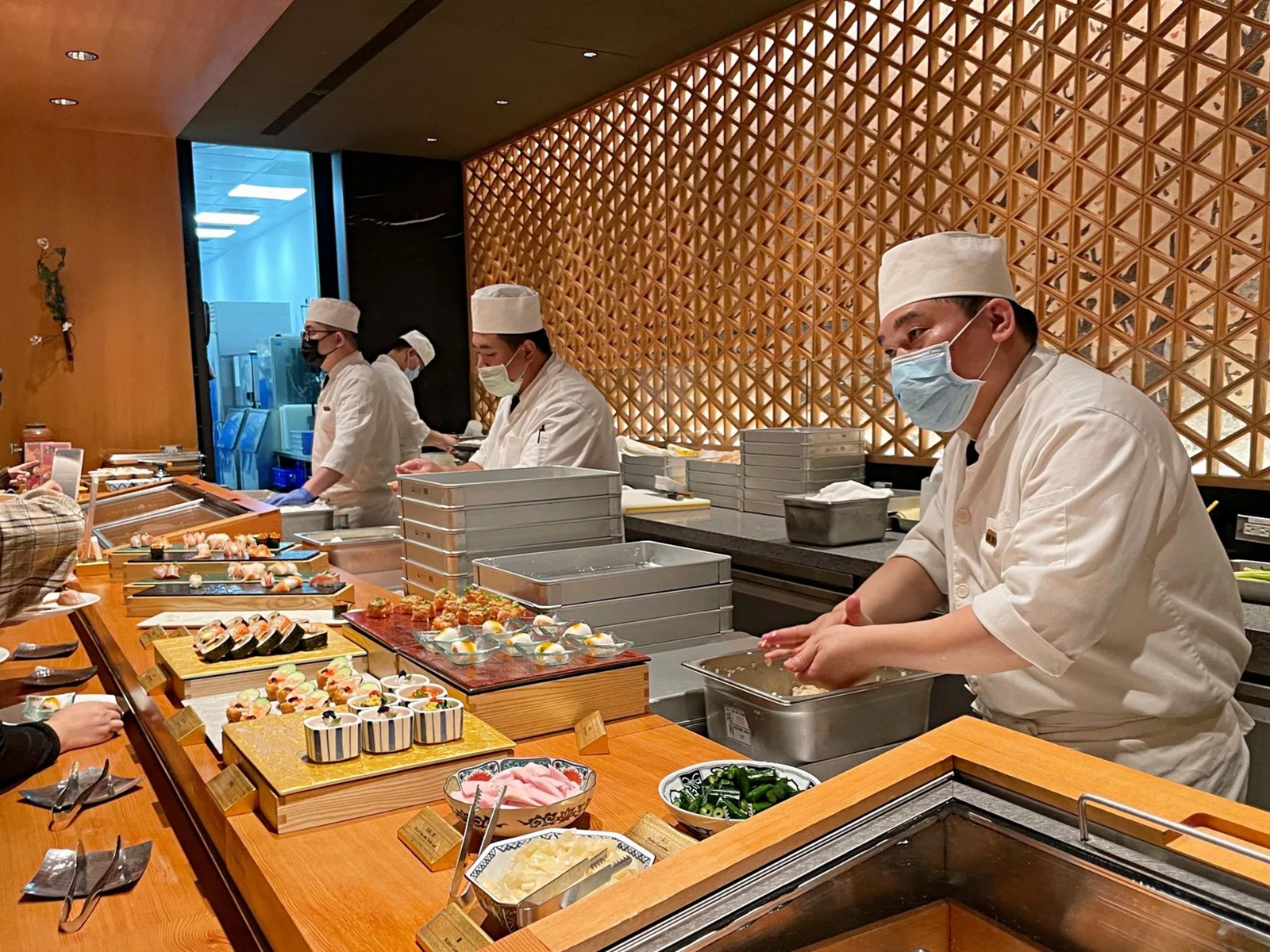 旭集和食集錦信義店