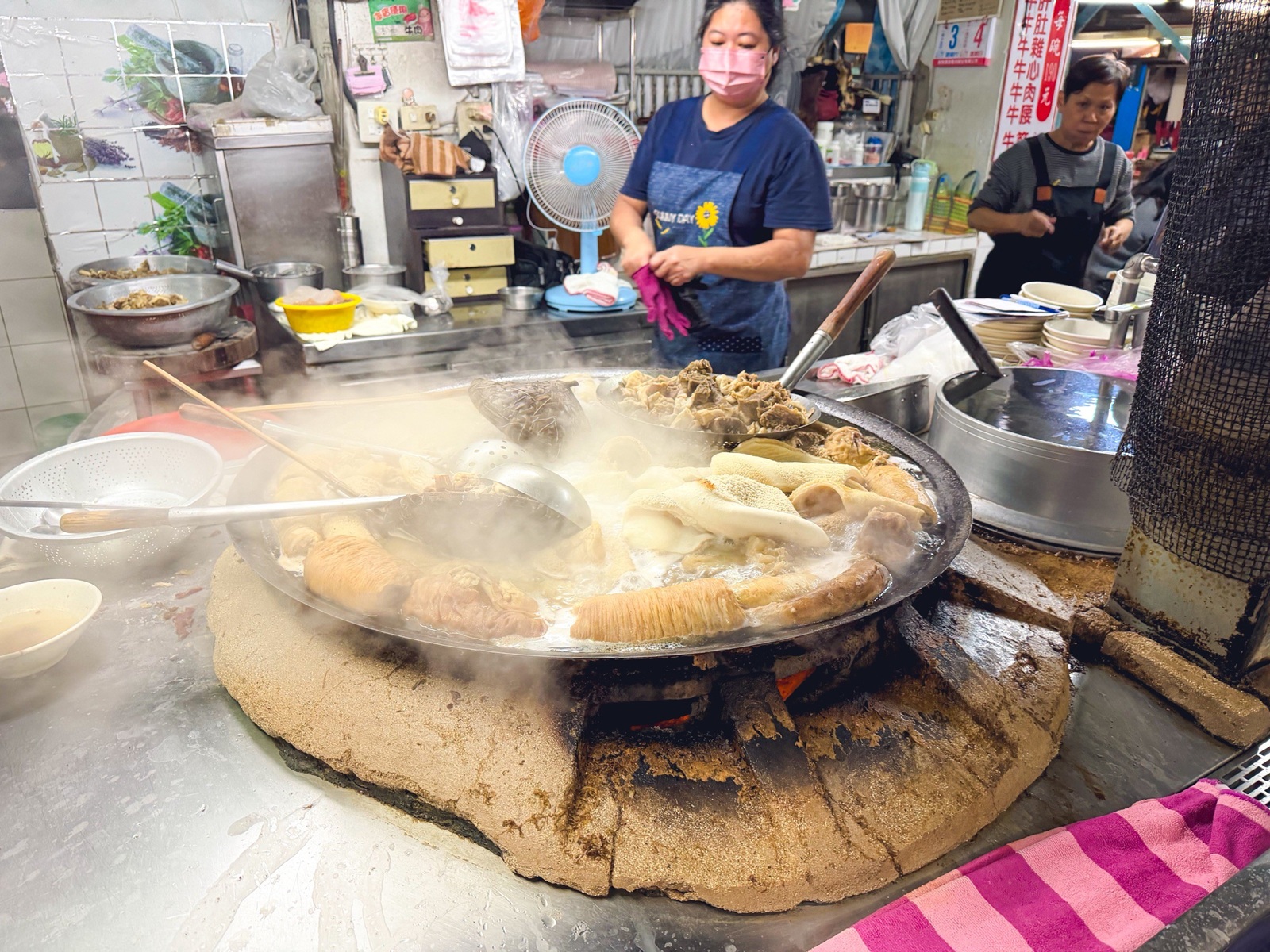 嘉義王媽媽牛雜湯