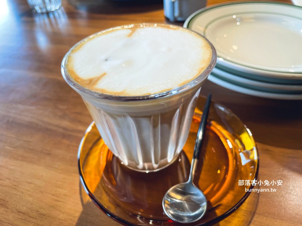HaoHaoKaffe｜羅東的質感咖啡廳，燉飯、麵包和飲料每樣都好吃