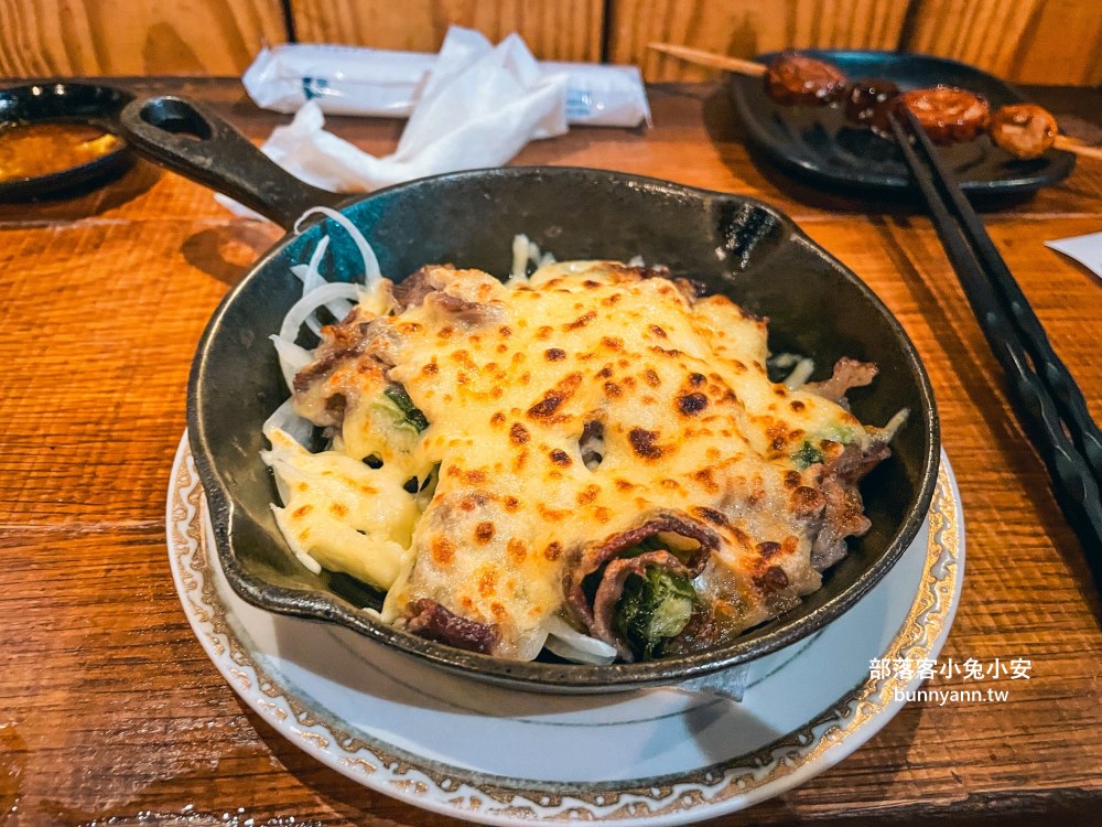 基隆【擇食居酒屋】巷弄內日式料理店，握壽司和烤雞翅每樣都好吃