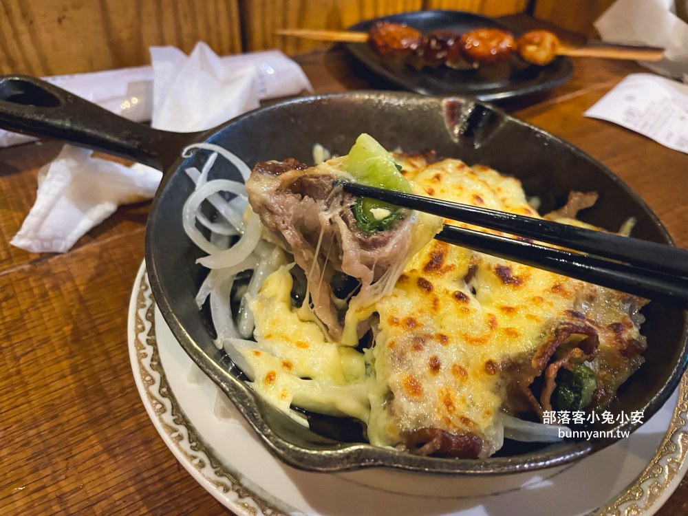 基隆【擇食居酒屋】巷弄內日式料理店，握壽司和烤雞翅每樣都好吃