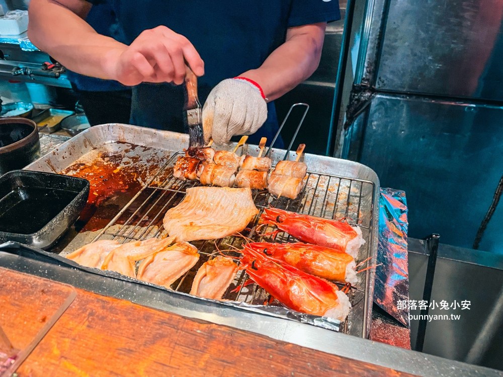 基隆【擇食居酒屋】巷弄內日式料理店，握壽司和烤雞翅每樣都好吃