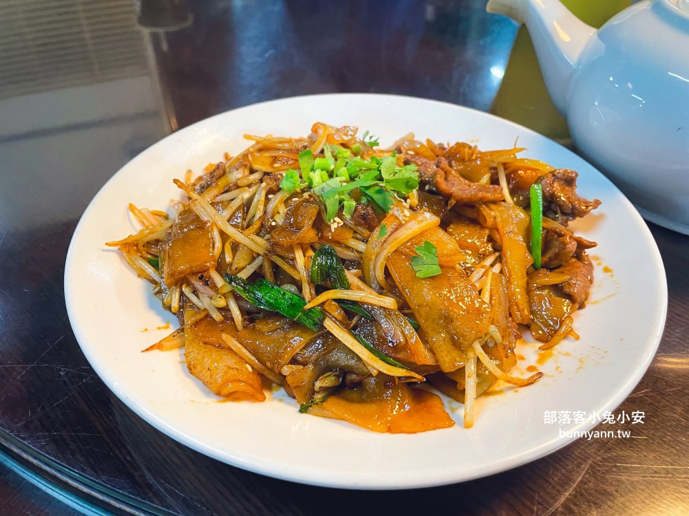 2025【永哥港式點心坊】在地人激推的港式飲茶，腐皮捲、叉燒包和干炒牛河每樣都無雷