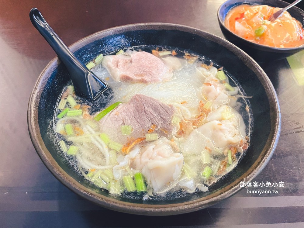 苗栗【江技舊記】代代相傳老字號名店，餛飩、水晶餃和湯麵每樣都好吃