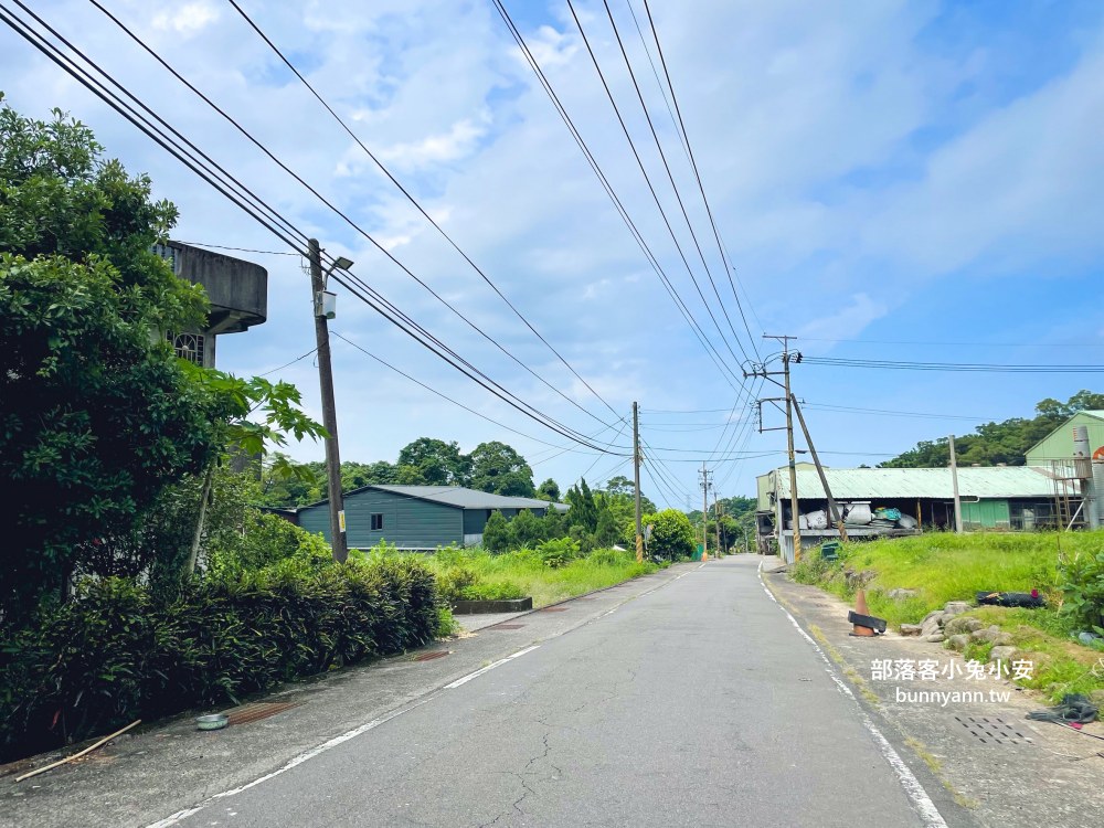 金山【磺溪頭清水園區】水很冰涼又淺淺的戶外親水區