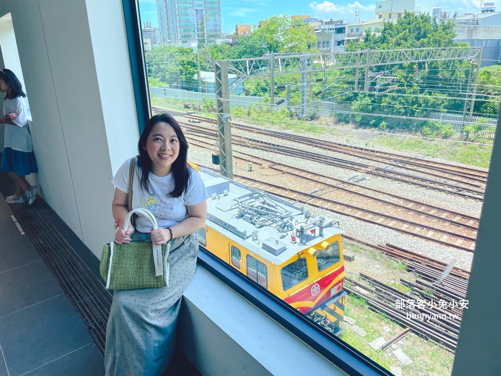 苗栗【苗栗火車頭園區】火車展館、搭小火車和貓咪館每項都好玩