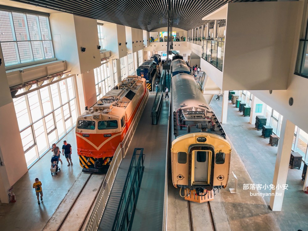 苗栗【苗栗火車頭園區】火車展館、搭小火車和貓咪館每項都好玩