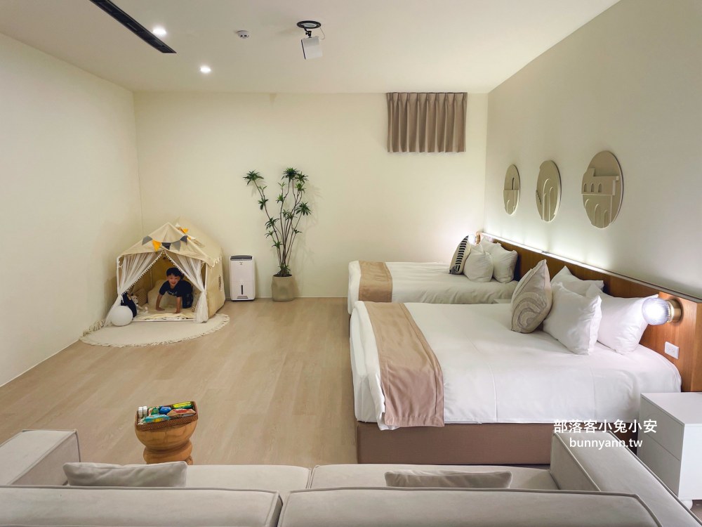 2025【葉子祕境】南投埔里森林系Villa，有大片草皮與戲水區，貼近大自然好地方