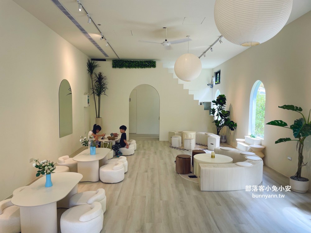 2025【葉子祕境】南投埔里森林系Villa，有大片草皮與戲水區，貼近大自然好地方