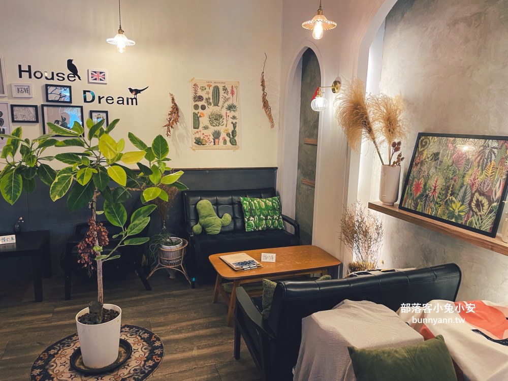 植感咖啡 BotanicalCafe，好吃的水果千層蛋糕必買