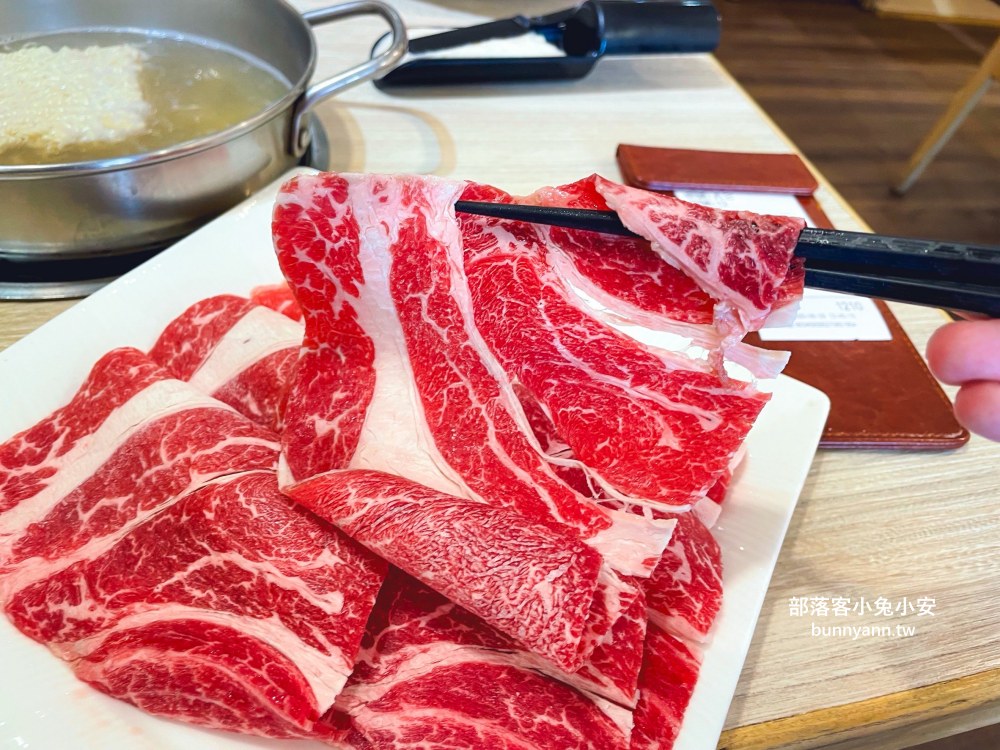 基隆火鍋【罌粟花精緻鍋物】在地人支持的老字號火鍋店