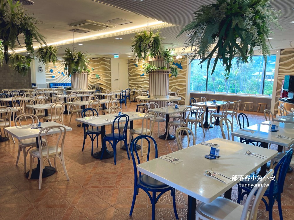 屏東【墾丁凱薩自助晚餐】百道料理吃到飽餐廳，海鮮和熱炒每樣都好吃