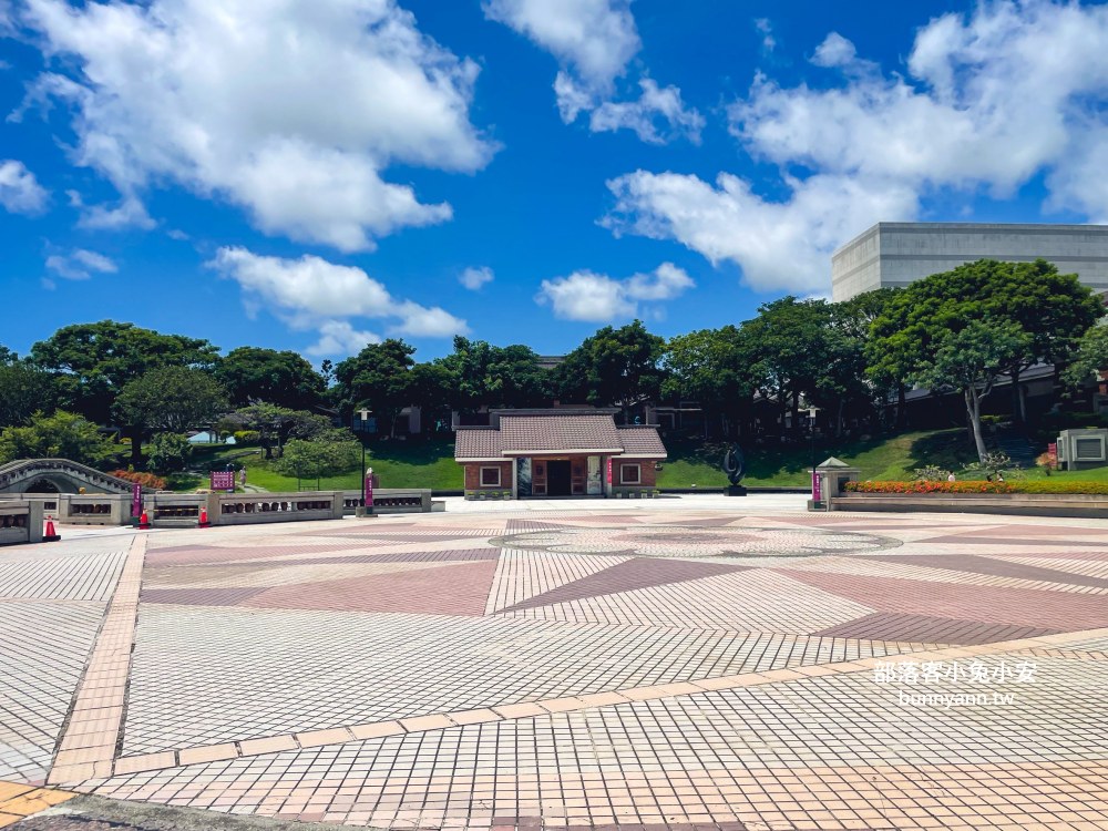 清水區【臺中市港區藝術中心】免門票暢遊常態展覽館