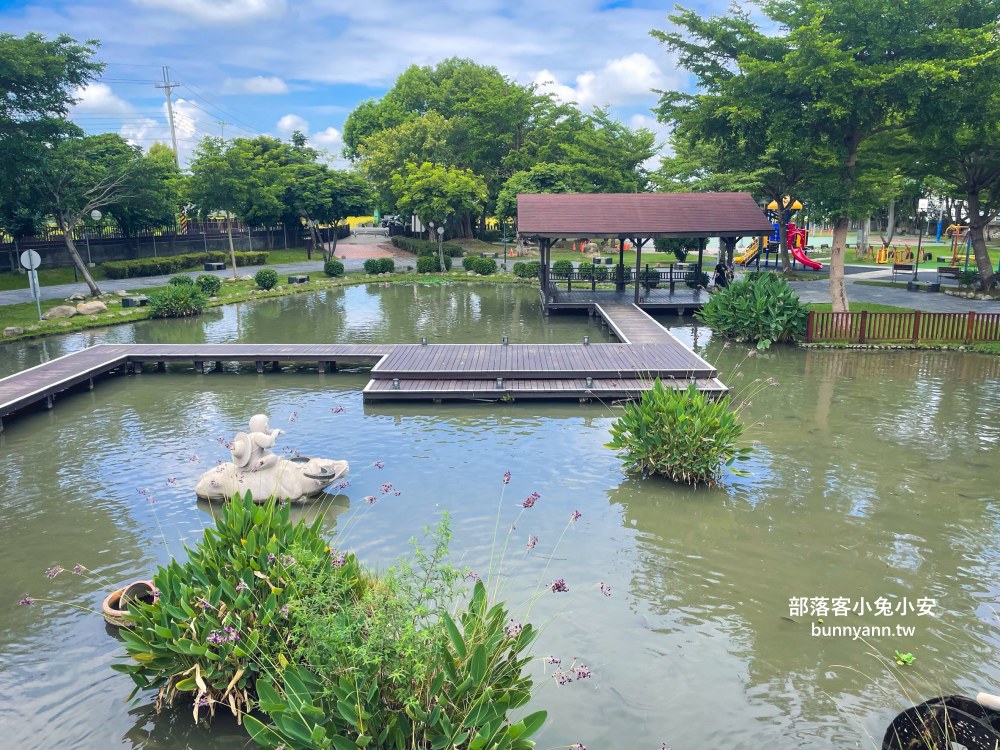 台中【后里四號公園】在地人才知道的秘境池畔小花園