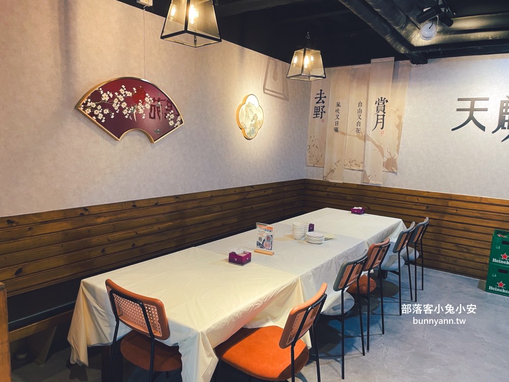 恆春【天麟食苑臺灣菜】墾丁大街上好吃的脆皮烤雞，烤雞控不能錯過