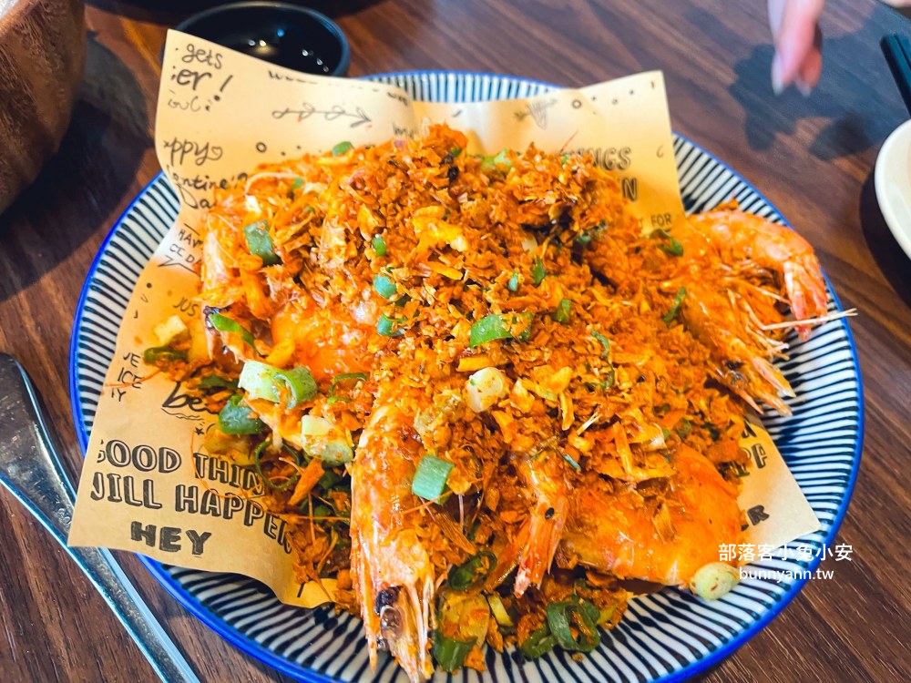 宜蘭【小豪海鮮】不起眼鐵皮屋，卻是平價又新鮮海產店