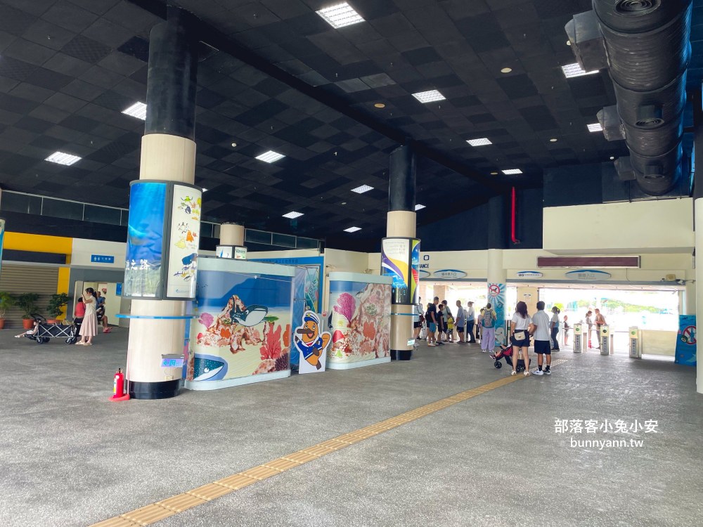 【國立海洋生物博物館】屏東海生館，進走海底龍宮欣賞鯊魚、魟魚、各種魚全飽覽