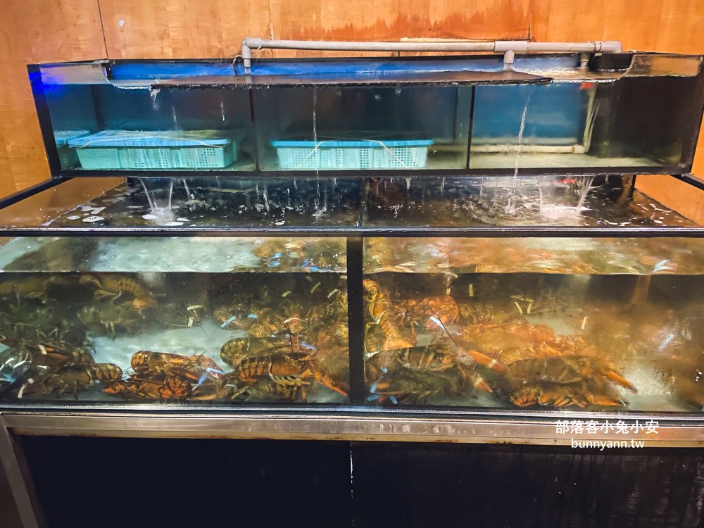 南京復興高CP值無菜單鐵板燒冠軍，人氣套餐1390元不漲價，活龍蝦、北海道生食級干貝都吃得到，明水然無菜單鐵板燒慶城店