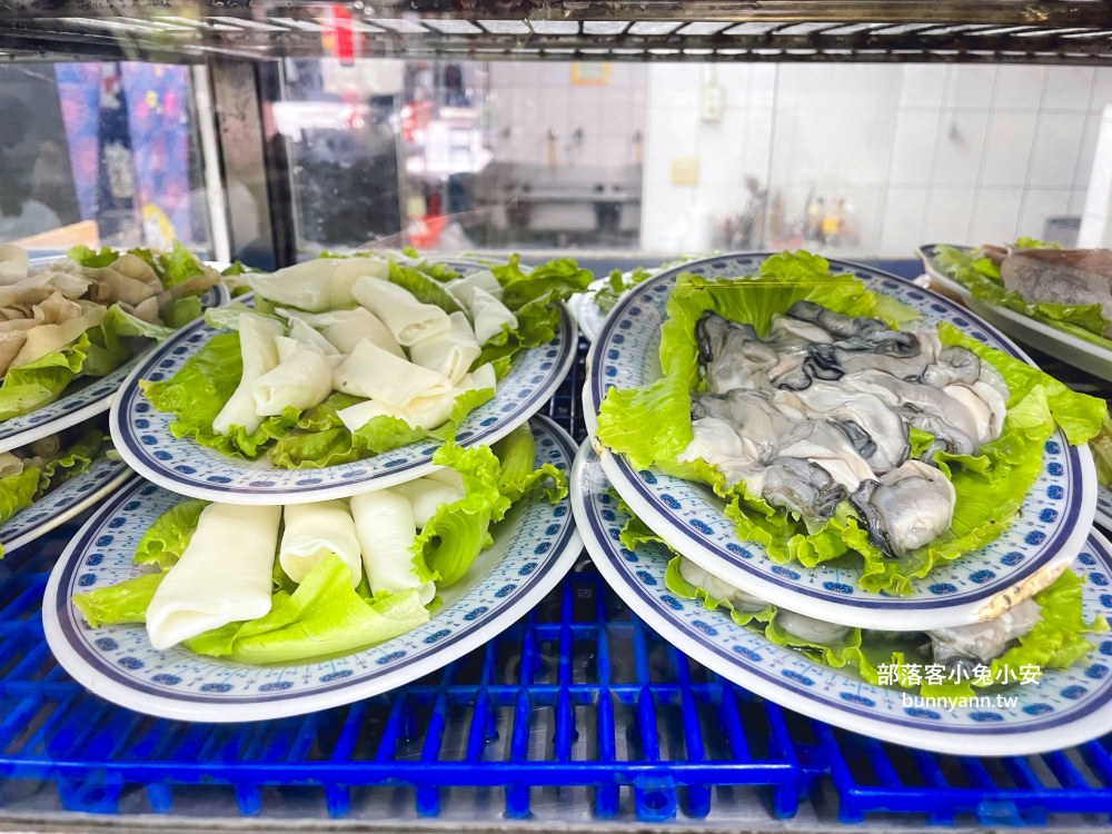 西門町【曾德自助火鍋城】60年老字號石頭火鍋專賣店