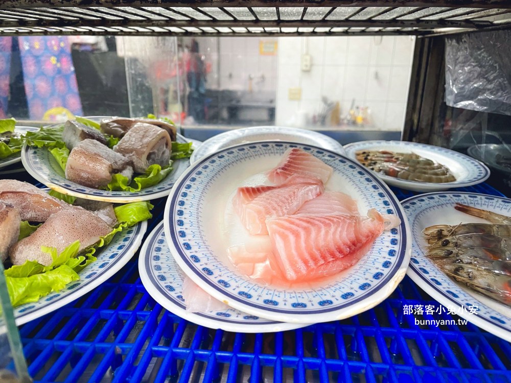 西門町【曾德自助火鍋城】60年老字號石頭火鍋專賣店