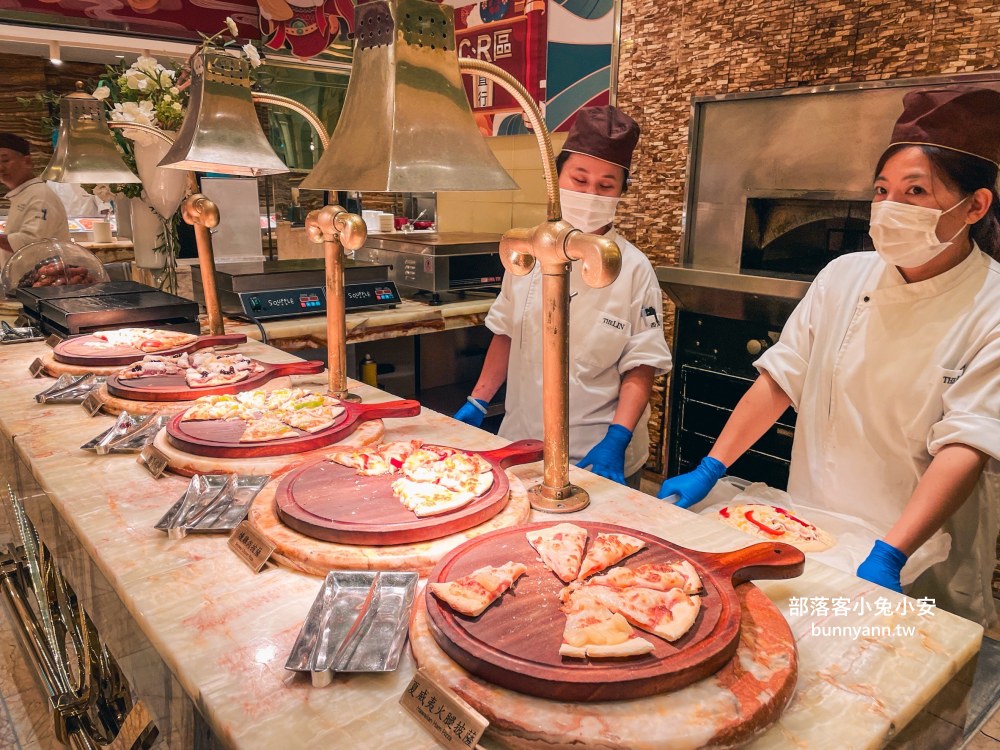 台中「林酒店森林百匯」超過五十種料理自助餐檯吃到飽