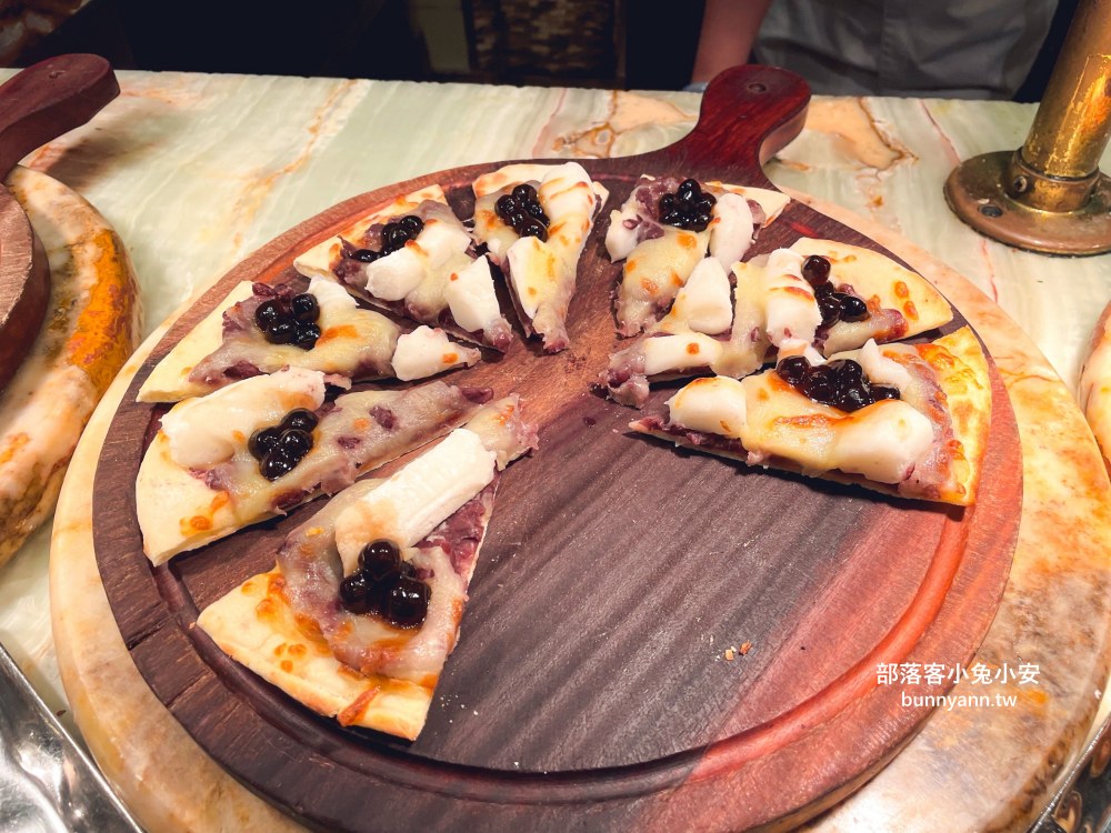 台中「林酒店森林百匯」超過五十種料理自助餐檯吃到飽