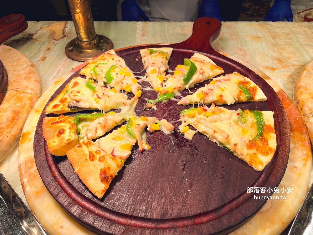 台中「林酒店森林百匯」超過五十種料理自助餐檯吃到飽