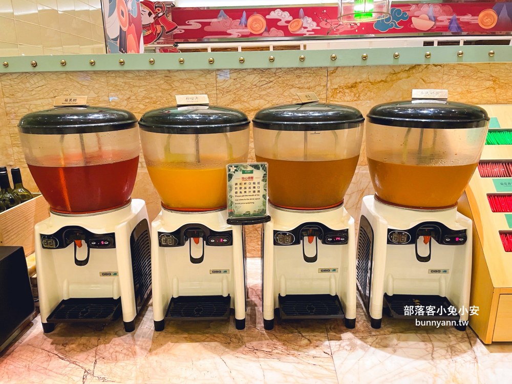 台中「林酒店森林百匯」超過五十種料理自助餐檯吃到飽