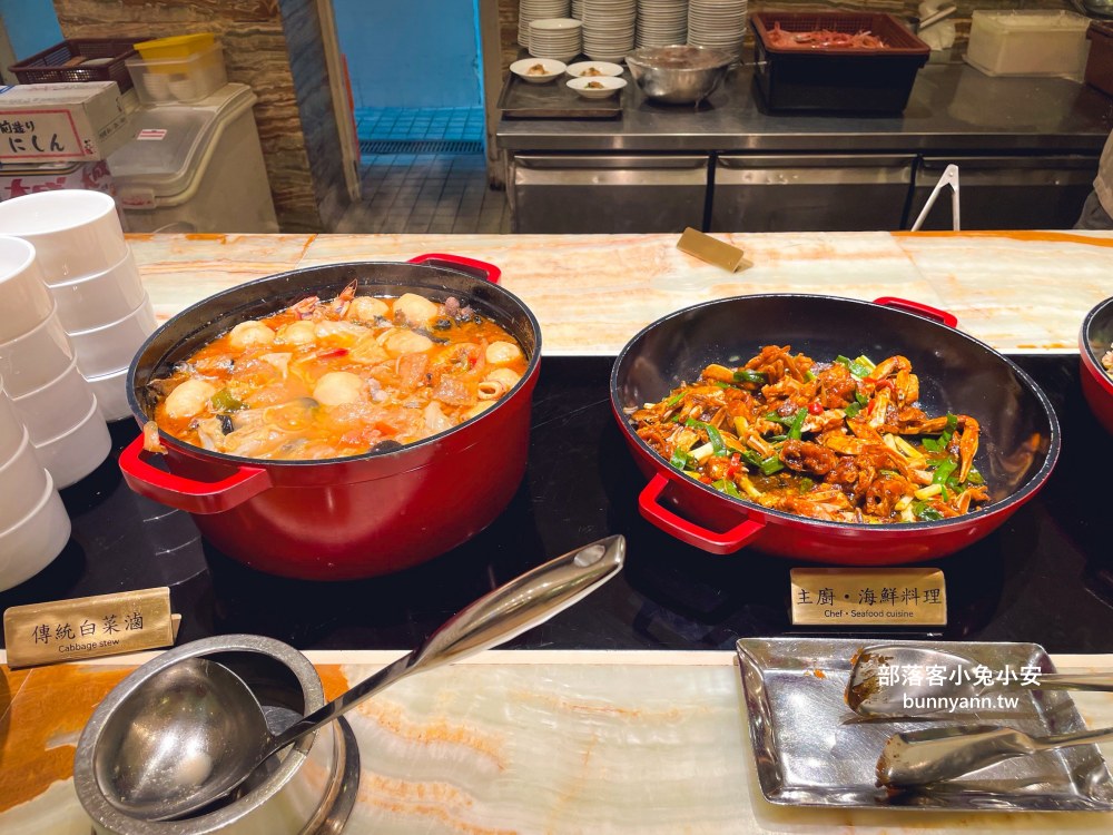 台中「林酒店森林百匯」超過五十種料理自助餐檯吃到飽