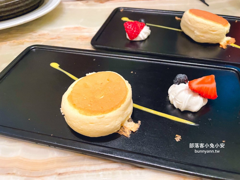 台中「林酒店森林百匯」超過五十種料理自助餐檯吃到飽