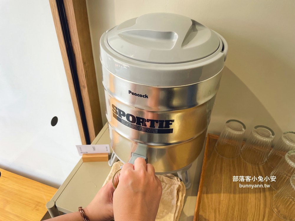 苗栗【栗山麻糬】每日手工現做麻糬，花生、芝麻與黑糖每個口味都好吃