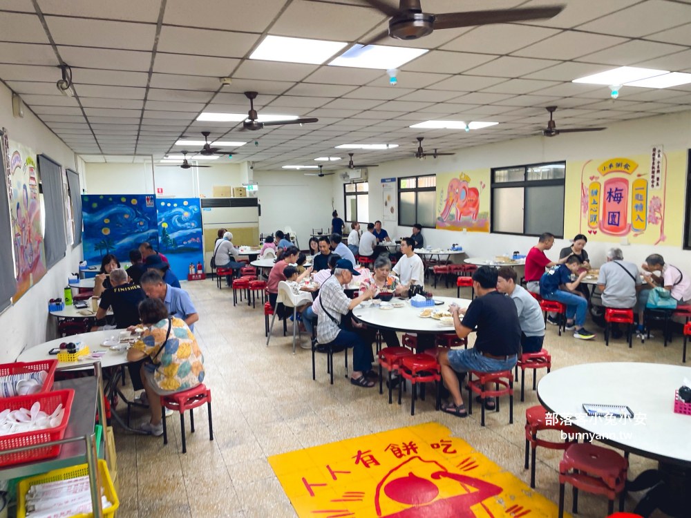 南投【梅園餡餅粥】南投一百碗好店推薦，點這幾種餡餅跟麵最好吃了
