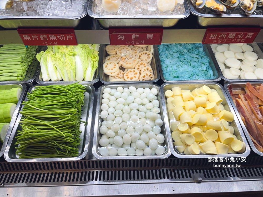 西門町【皇家帝國麻辣火鍋】擁有十萬則評論超厲害火鍋吃到飽餐廳
