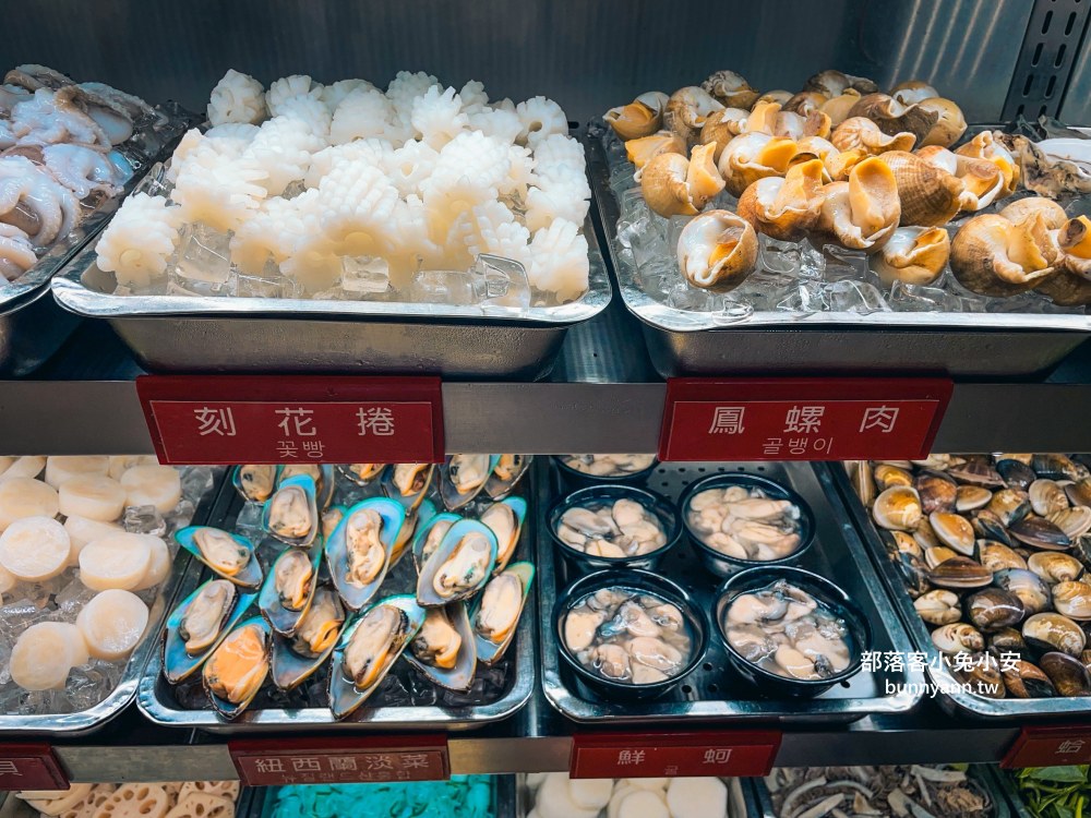 西門町【皇家帝國麻辣火鍋】擁有十萬則評論超厲害火鍋吃到飽餐廳