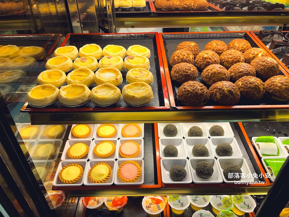 西門町【皇家帝國麻辣火鍋】擁有十萬則評論超厲害火鍋吃到飽餐廳