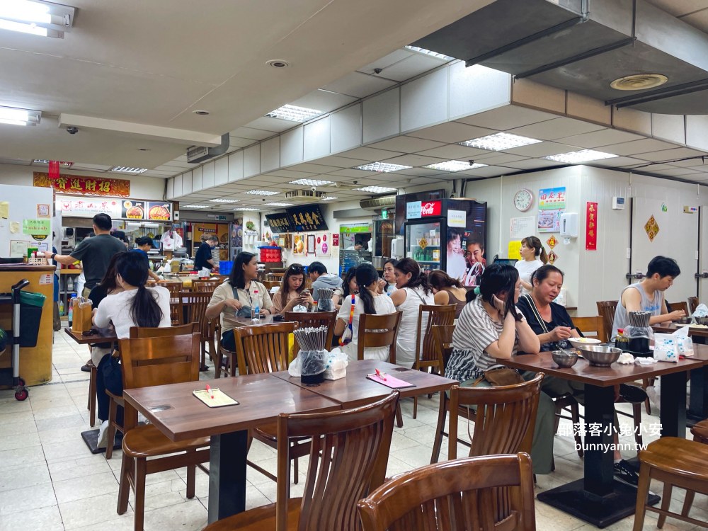 西門町【老山東牛肉麵】經營70年的老字號牛肉麵專賣店