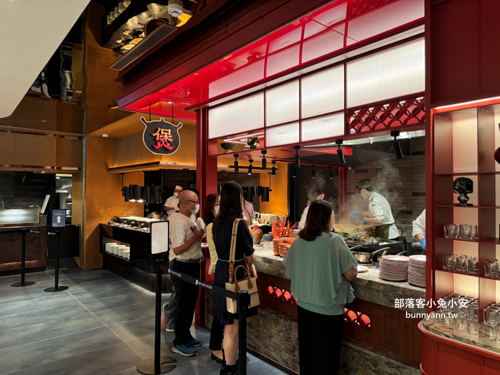 高雄【島語高雄漢神店】漢神商圈最強吃到飽餐廳，島語自助餐訂位技巧給你