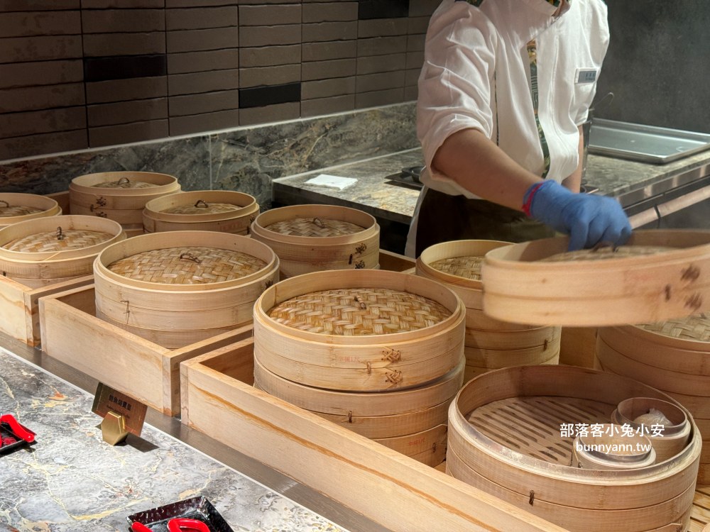 高雄【島語高雄漢神店】漢神商圈最強吃到飽餐廳，島語自助餐訂位技巧給你
