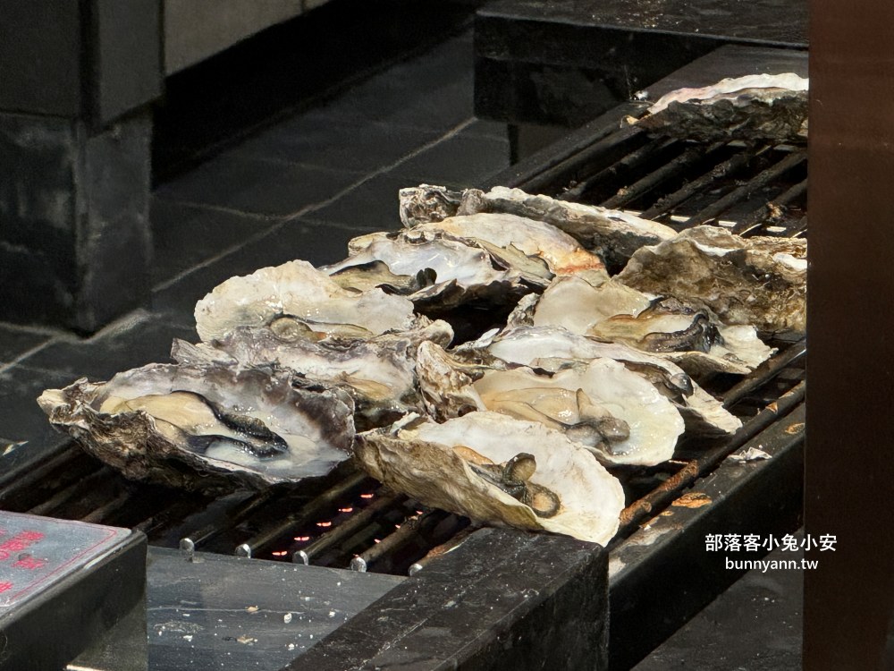 高雄【島語高雄漢神店】漢神商圈最強吃到飽餐廳，島語自助餐訂位技巧給你