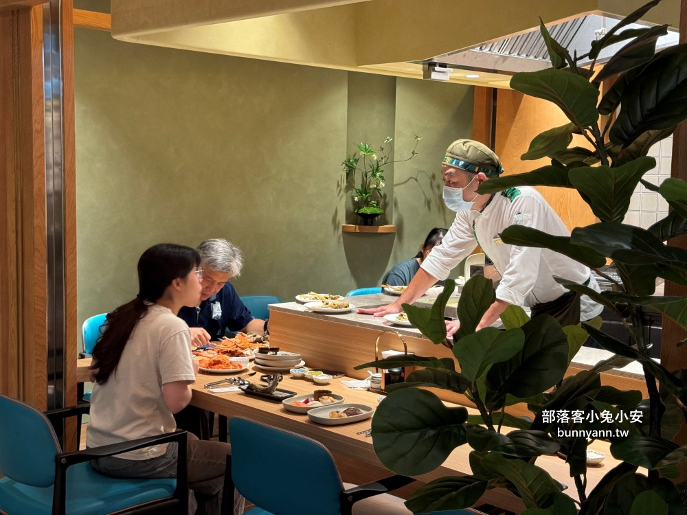 高雄【島語高雄漢神店】漢神商圈最強吃到飽餐廳，島語自助餐訂位技巧給你
