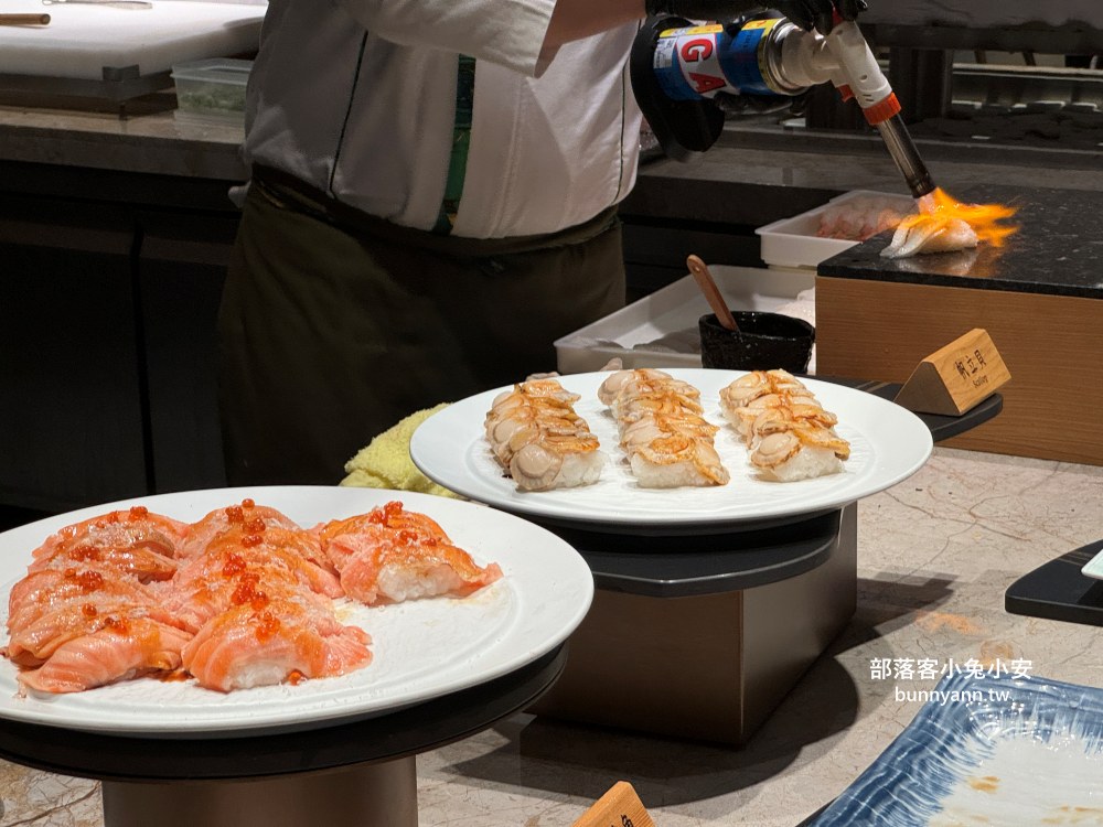 高雄【島語高雄漢神店】漢神商圈最強吃到飽餐廳，島語自助餐訂位技巧給你