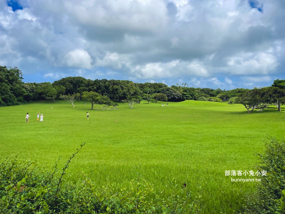屏東【社頂自然公園】繞一圈半小時的礁岩洞穴環山步道