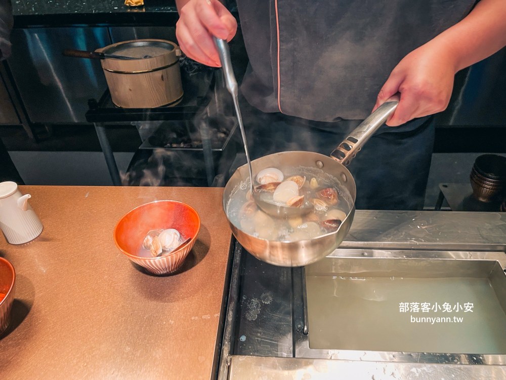 台北【URBAN PARADISE 吃到飽】百貨商圈最頂吃到飽餐廳，信義店訂位技巧給你