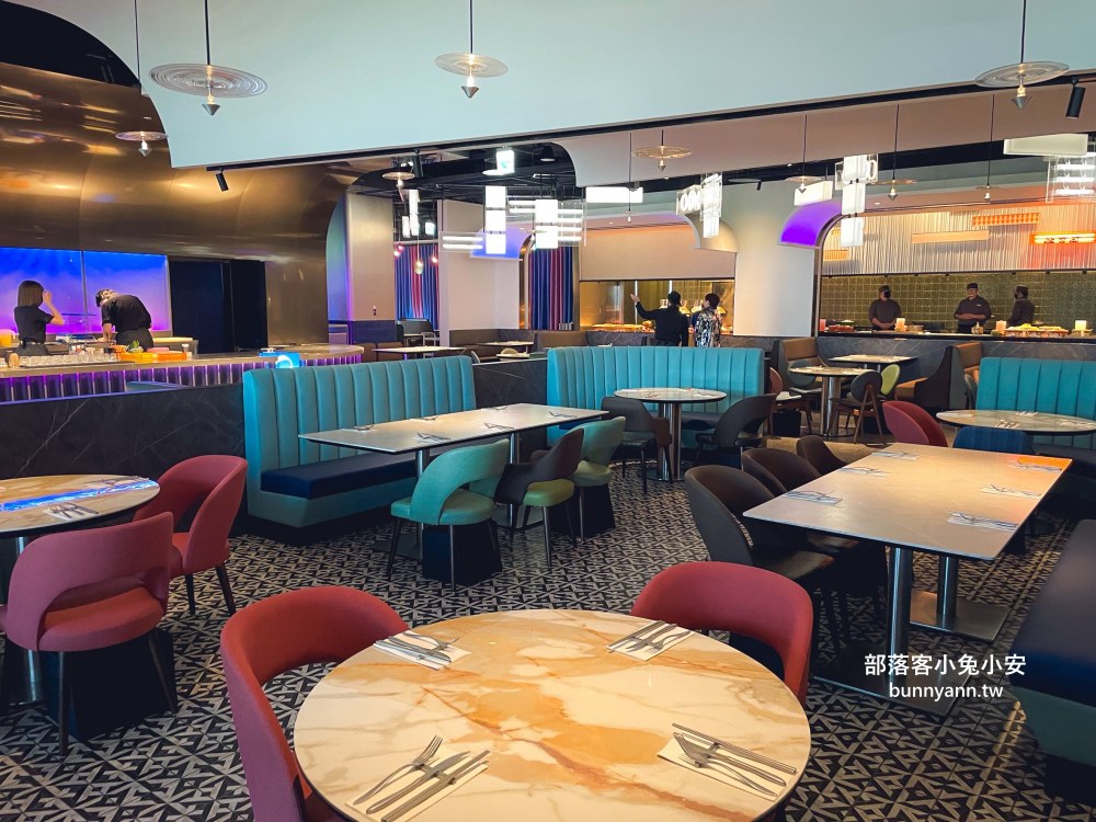 台北【URBAN PARADISE 吃到飽】百貨商圈最頂吃到飽餐廳，信義店訂位技巧給你
