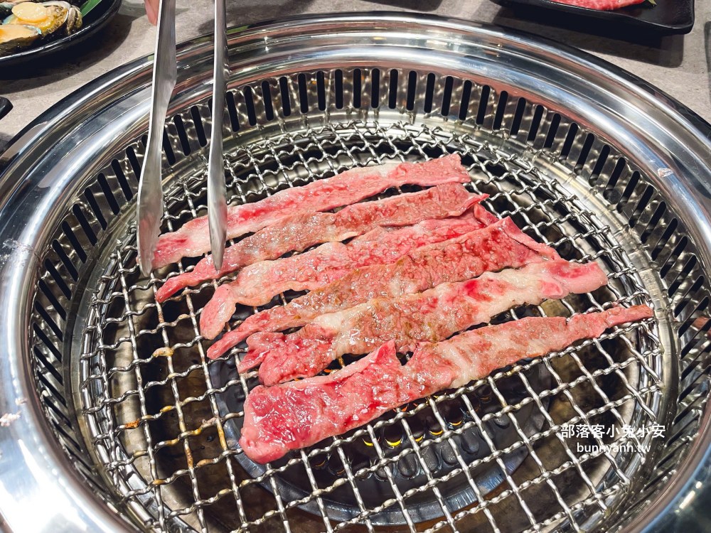 三柒燒肉專門店大安敦化店，628元就能享火鍋+燒烤吃到飽