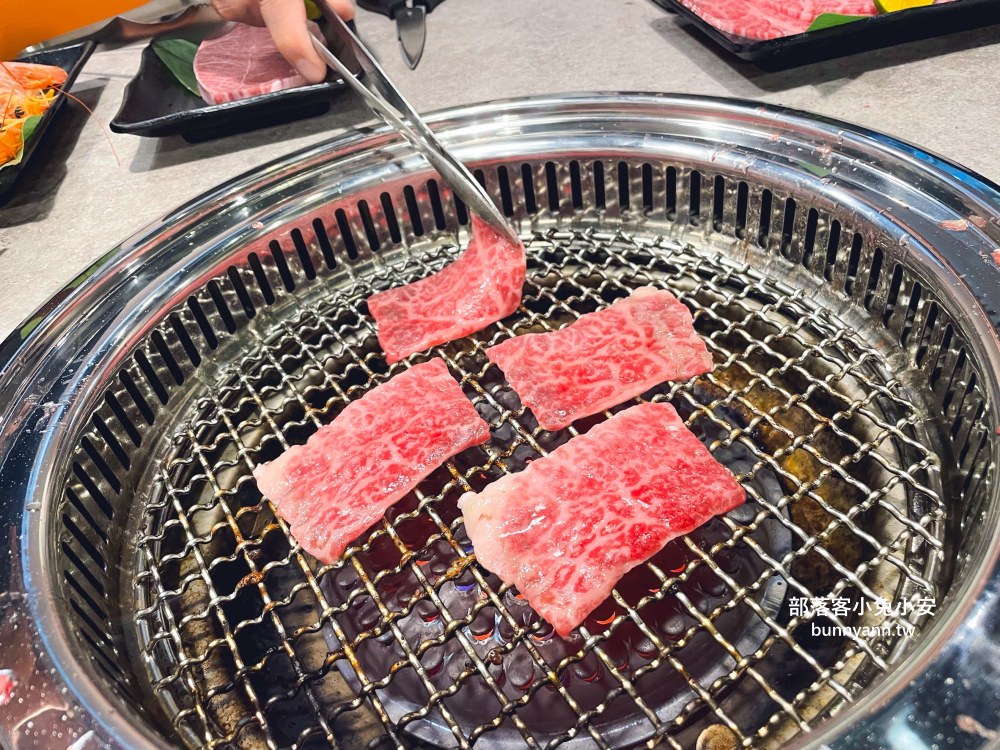 三柒燒肉專門店大安敦化店，628元就能享火鍋+燒烤吃到飽
